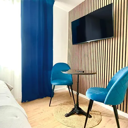 Sous Le Chêne Bleu - Cosy Au Cœur De *